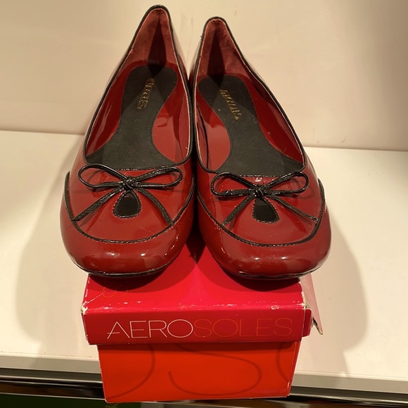 AEROSOLES Shoes - Aerosoles- Printz Charming - Red Patent